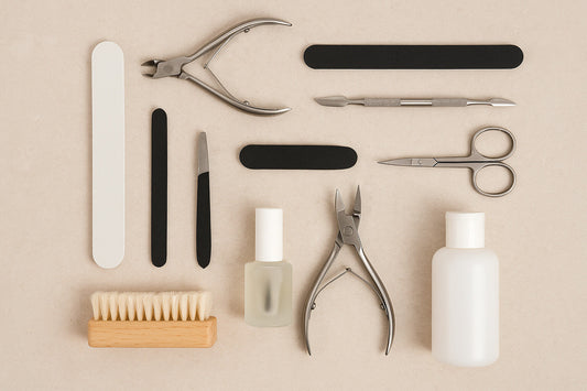 Checklist: Wat Mag Niet Ontbreken in Je Professionele Nagelset?